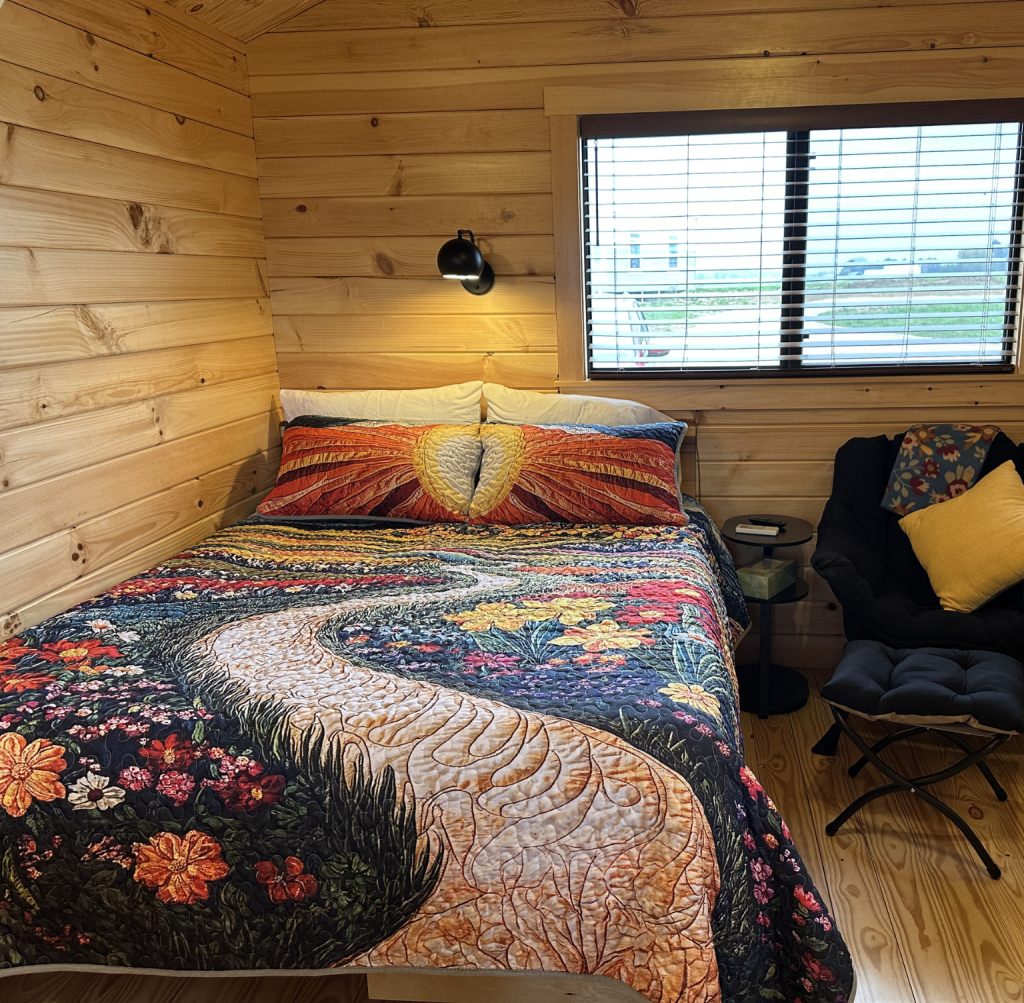 Cabin Bedroom 1024x1003